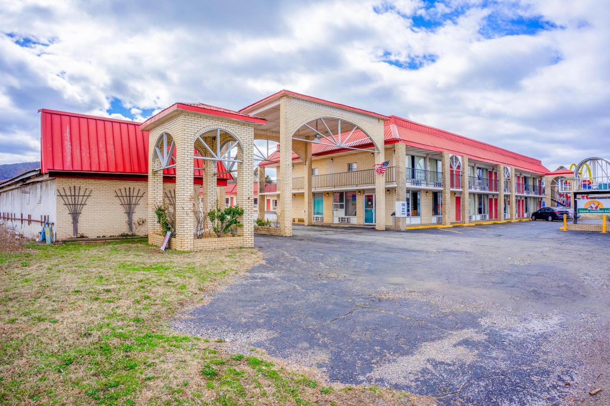 Motel Ozark Junction Mountain View By Oyo Zewnętrze zdjęcie